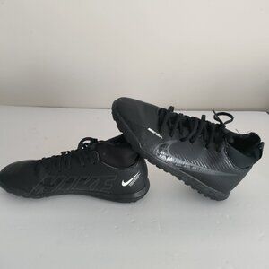 Nike Mercurial Superfly 9 Club TF Junior DJ5954-001 Sz: 6Y Black Soccer Kids GUC